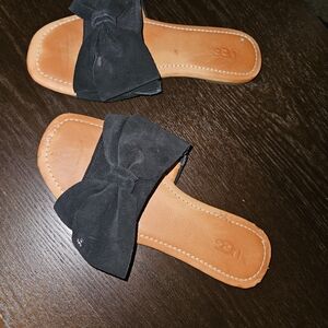 Ugg slides